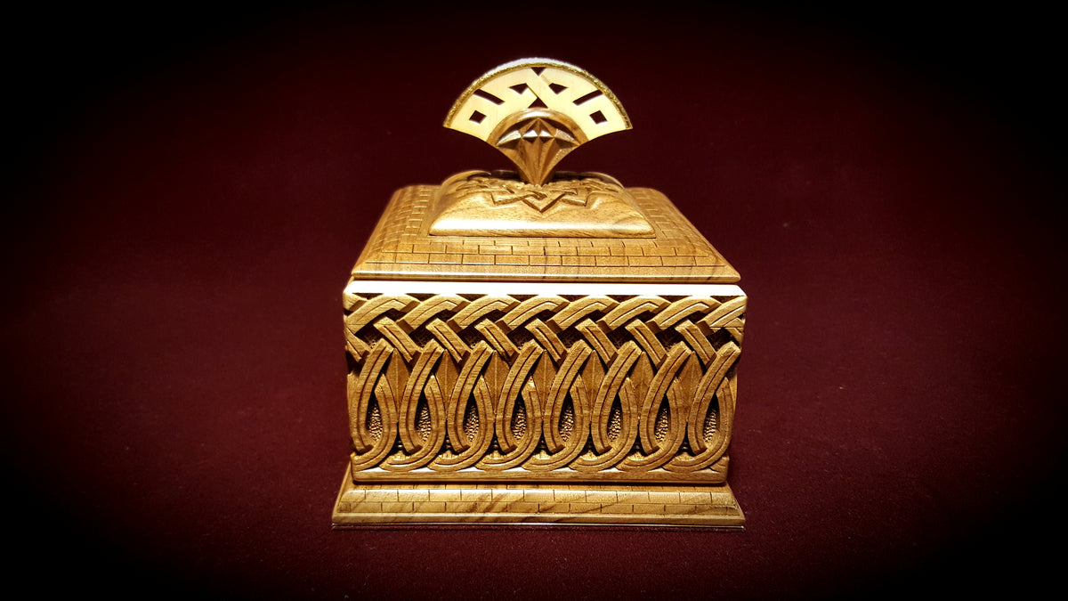 Small Ring Box with Fan Handle by Edgar Hovhannisyan