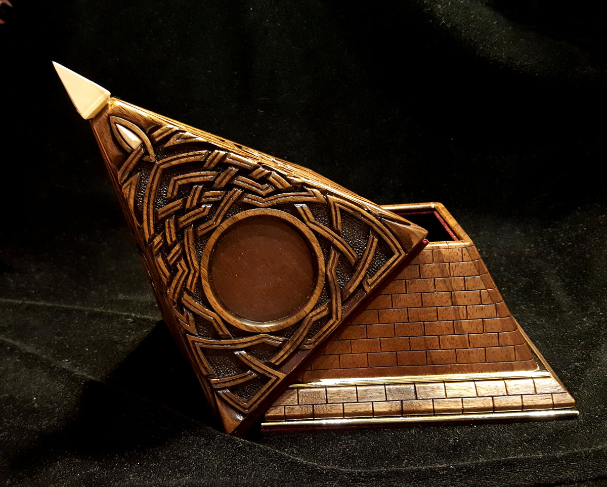 Pyramid Box with Pendant by Edgar Hovhannisyan