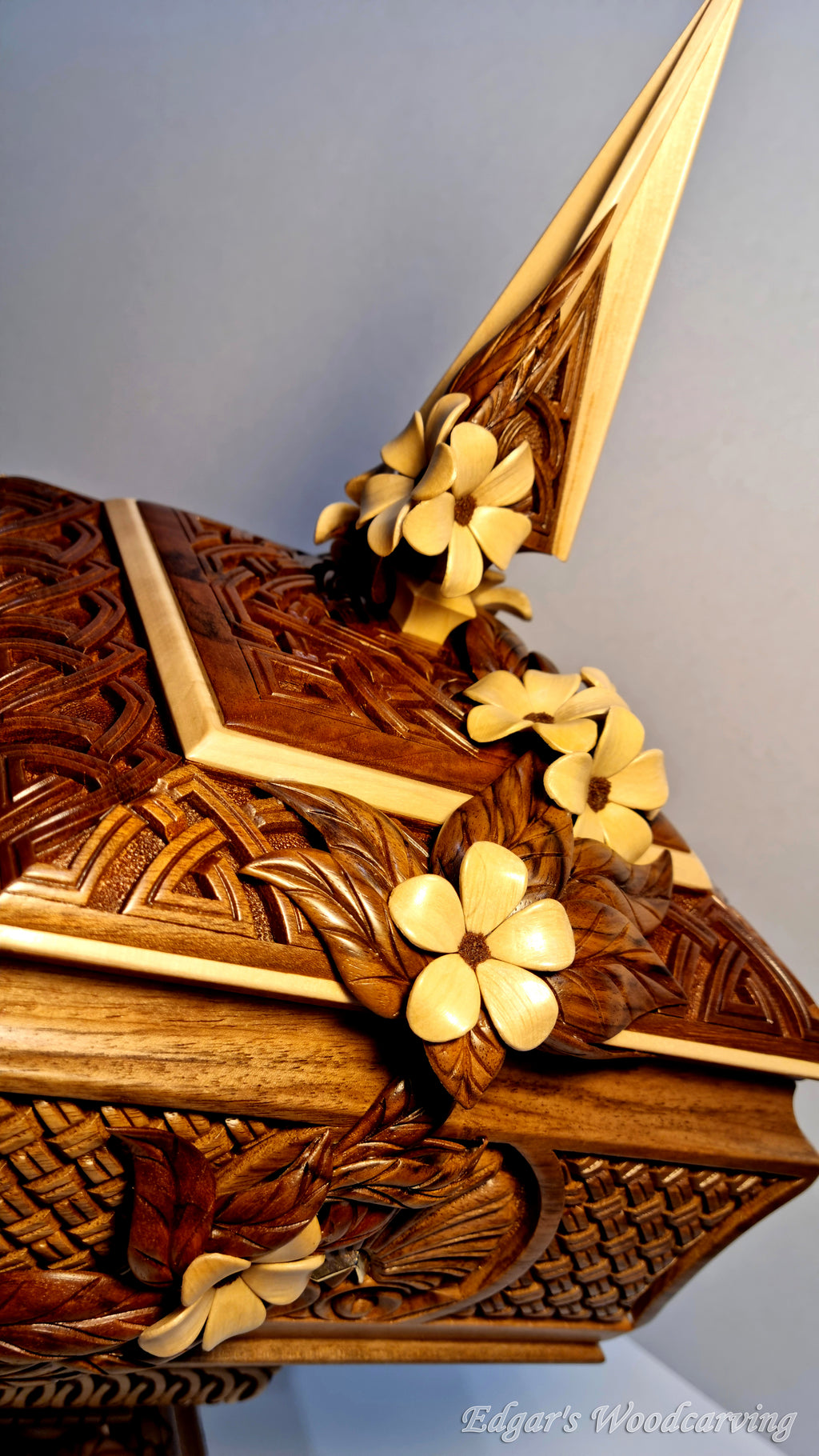 Flower Pedestal Box with Spire by Edgar Hovhannisyan