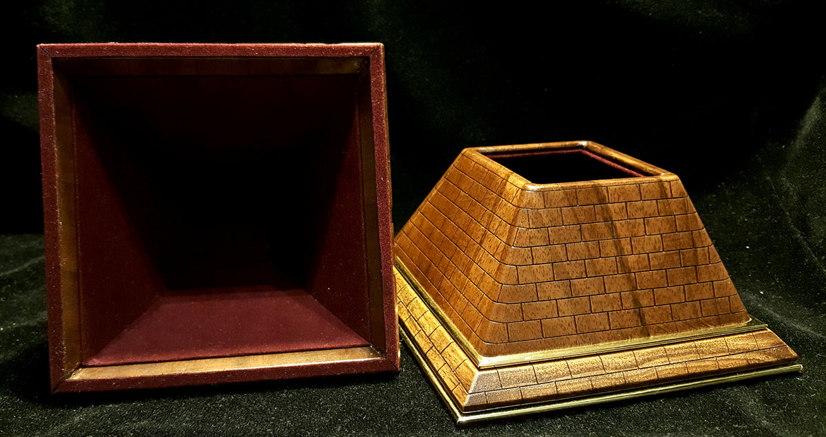 Pyramid Box with Pendant by Edgar Hovhannisyan
